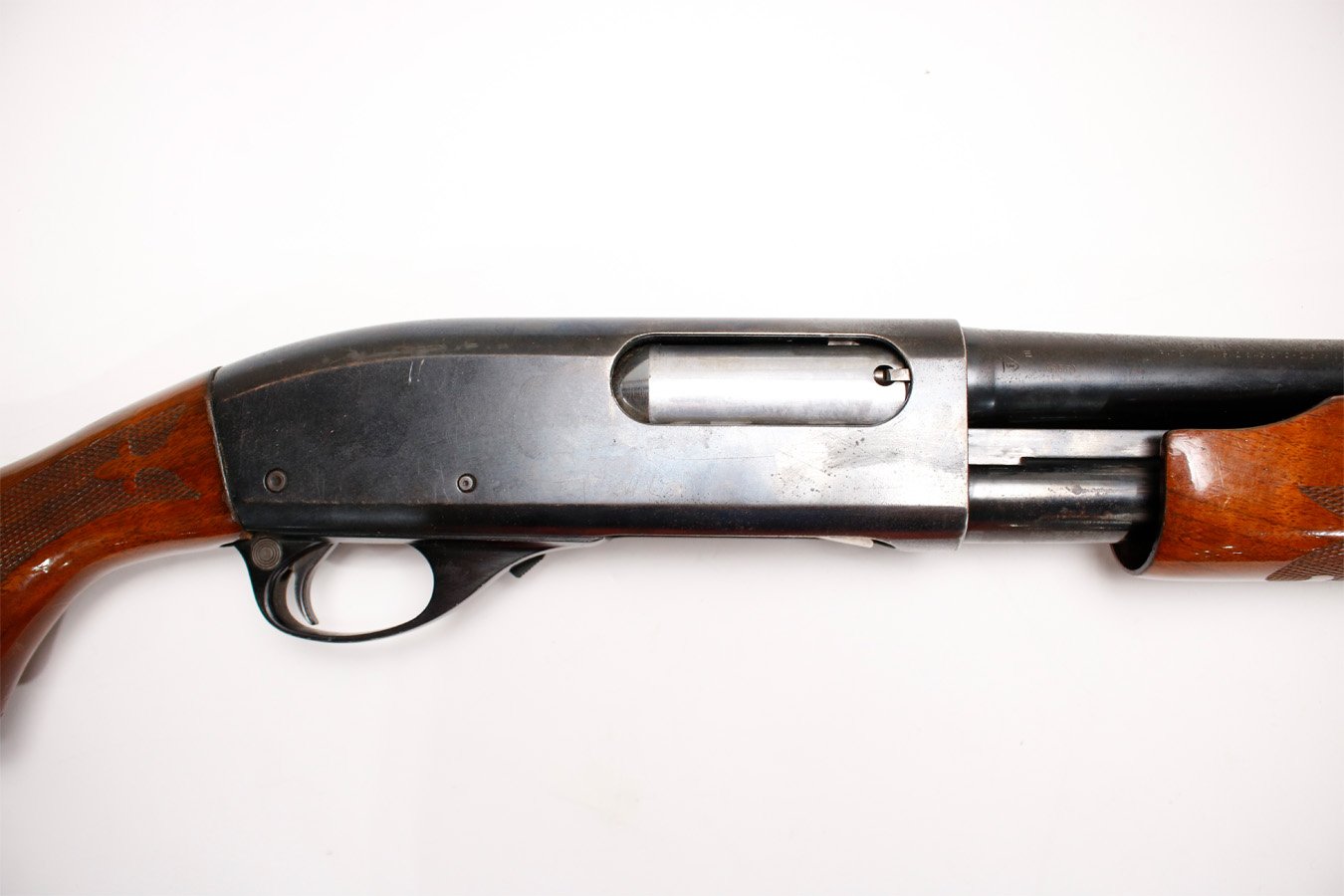 REMINGTON 870 Wingmaster 12-Gauge Used Police Trade-in Pump-Action Shotgun