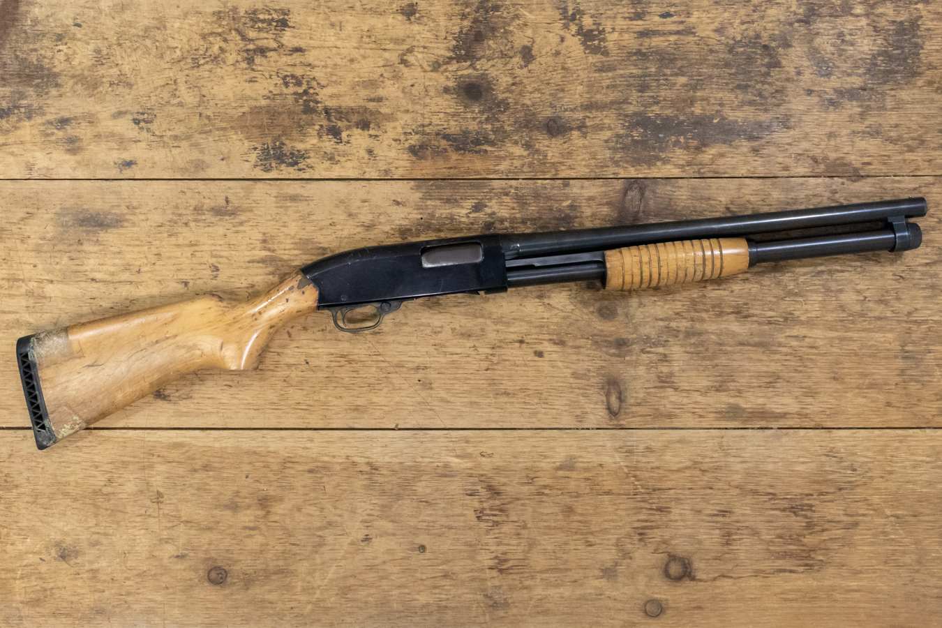 WINCHESTER FIREARMS 1200 Defender 12 Gauge Police Trade-In Shotgun