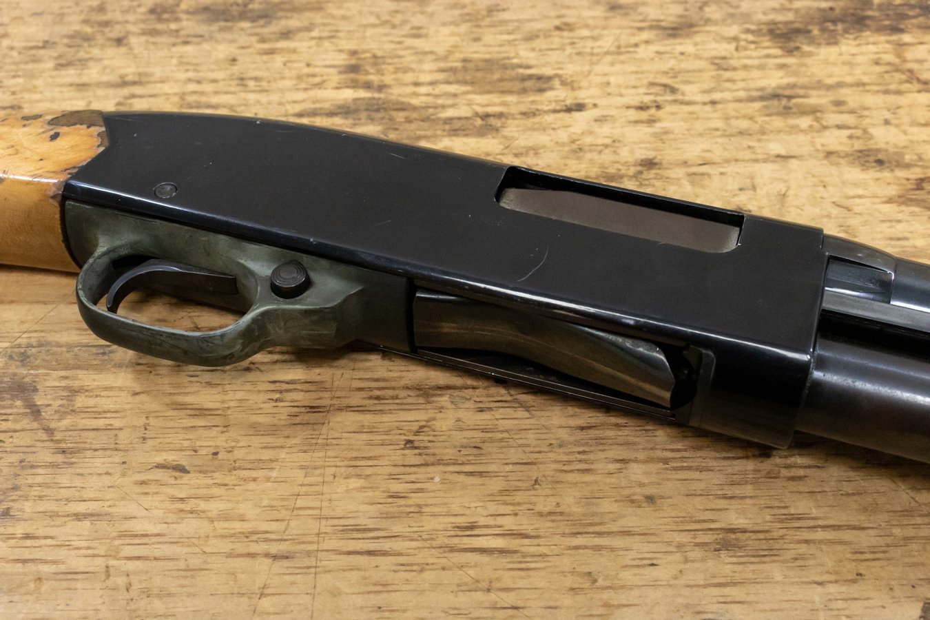 WINCHESTER FIREARMS 1200 Defender 12 Gauge Police Trade-In Shotgun