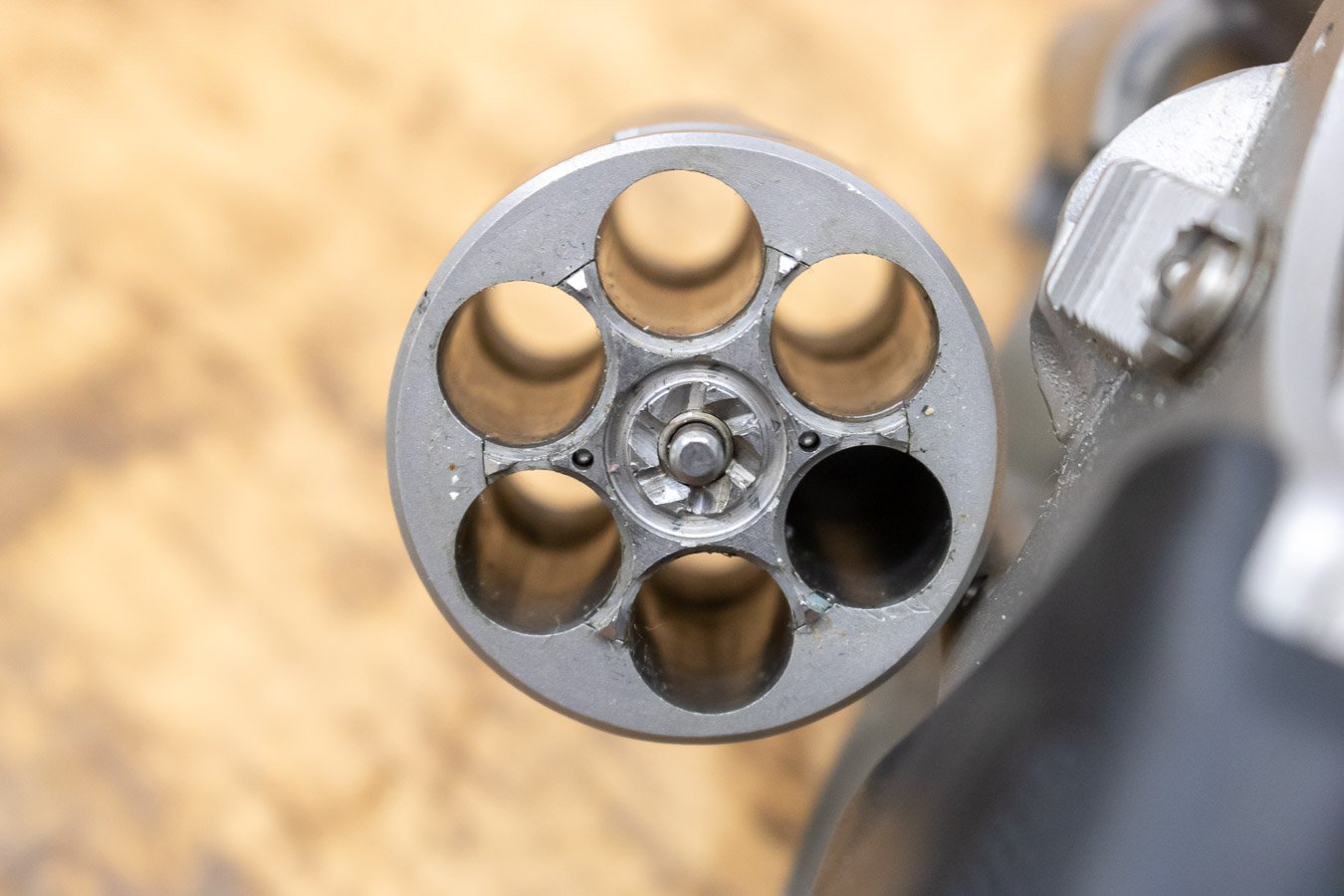 CHARTER ARMS Police Undercover 38 Special 6-Shot Used Trade-in Revolver