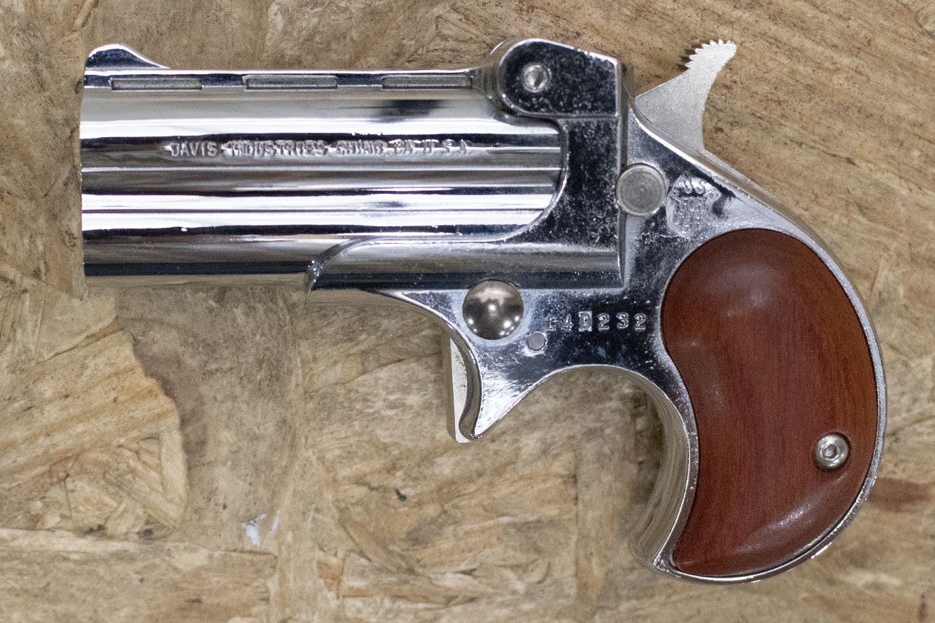 DAVIS D-32 32ACP Derringer Police Trade-In Pistol with Nickel Finish