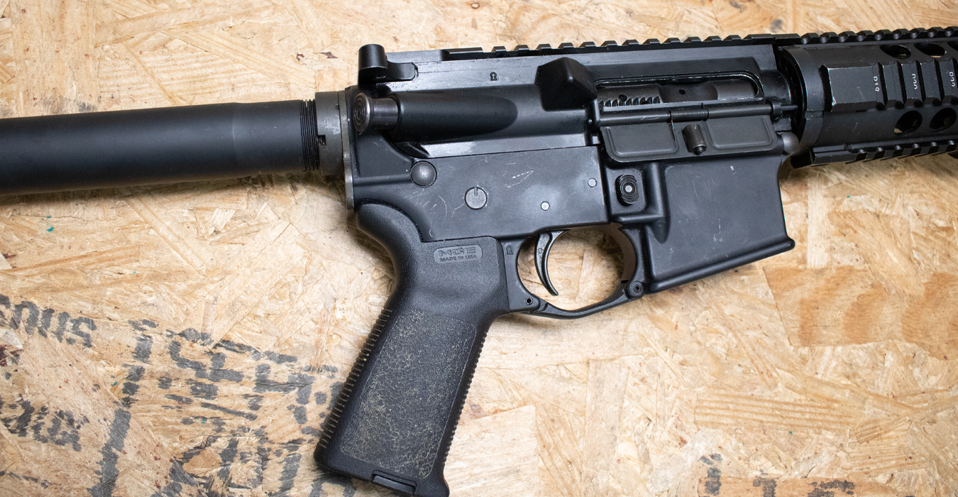 ANDERSON MANUFACTURING AM-15 5.56mm Semi-Auto Pistol with Quad Rail Handguard (Magazine Not Included)