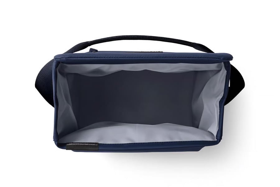 YETI COOLERS 6 Liter Daytrip Insulated Lunch bag Classic Navy