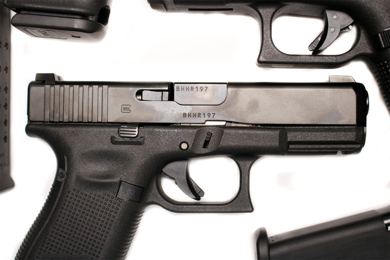 GLOCK 19 MOS Gen 5 9mm Optic Ready Police Trade-In Pistols with Three Magazines