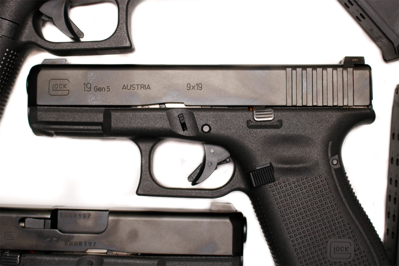GLOCK 19 MOS Gen 5 9mm Optic Ready Police Trade-In Pistols with Three Magazines
