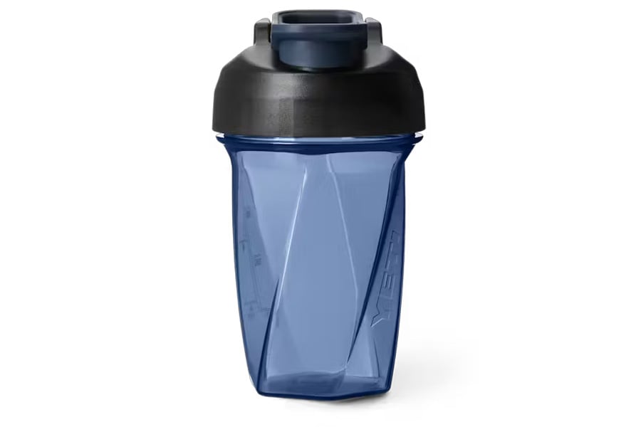 YETI Yonder 20oz Shaker Bottle with Helimix Technology Navy