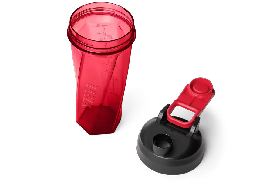 YETI Yonder 27 Oz Shaker Bottle Resuce Red