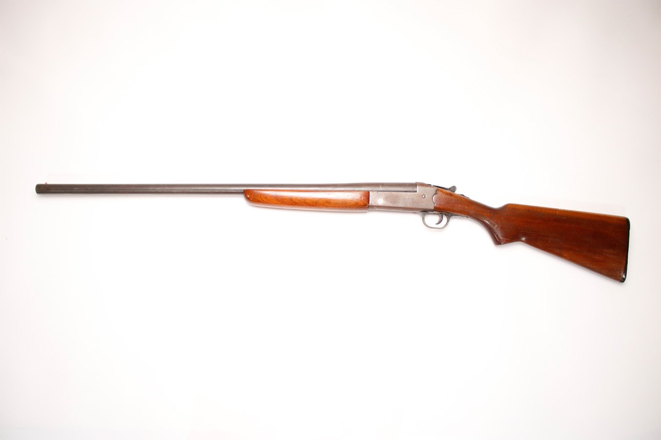 SAVAGE 220A 16-Gauge Police Trade-in Break-Action Single-Shot Shotgun