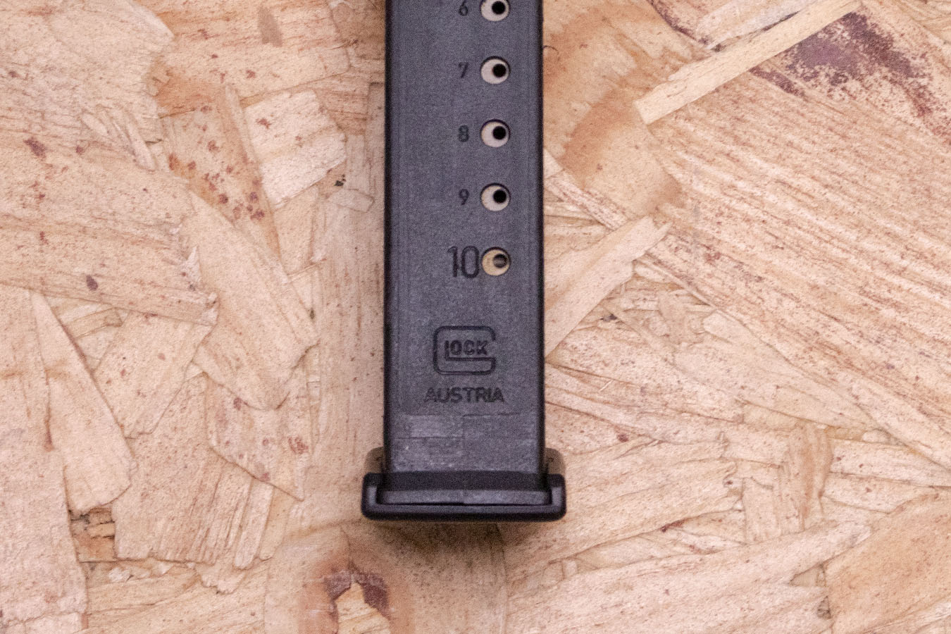 GLOCK Model 22 40 S&W 10-Round Police Trade-in Magazine