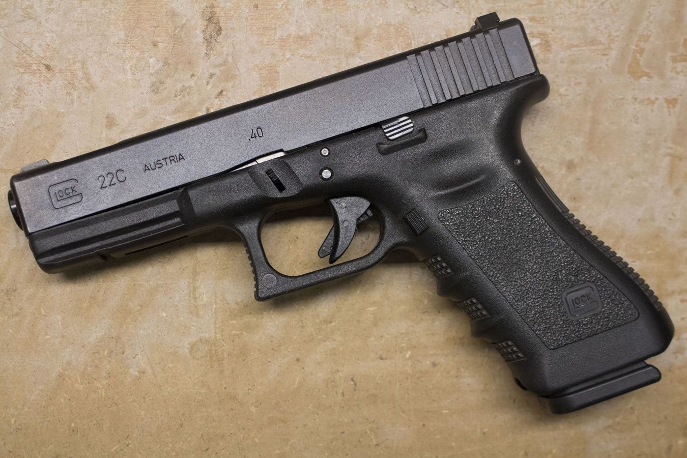 GLOCK 22C Gen3 40 S&W Police Trade-ins (Good Condition)