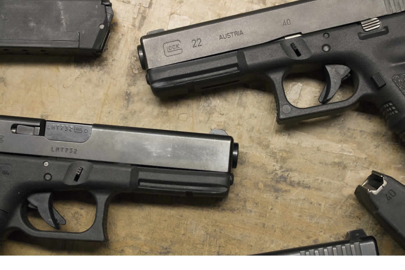 GLOCK 22 Gen3 40 S&W Police Trade-in Pistols with Three Magazines