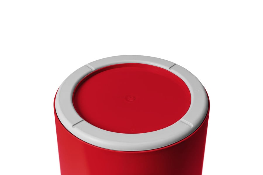 YETI Loadout Bucket Rescue Red