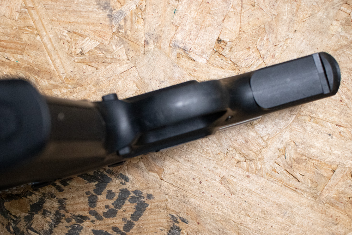 RUGER SR9 9mm Police Trade-In Pistol with Two-Tone Finish