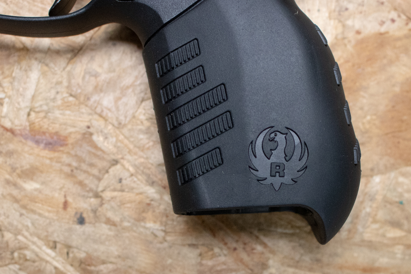 RUGER SR22 22LR Police Trade-In Pistol with Manual Safety (Magazine Not Included)