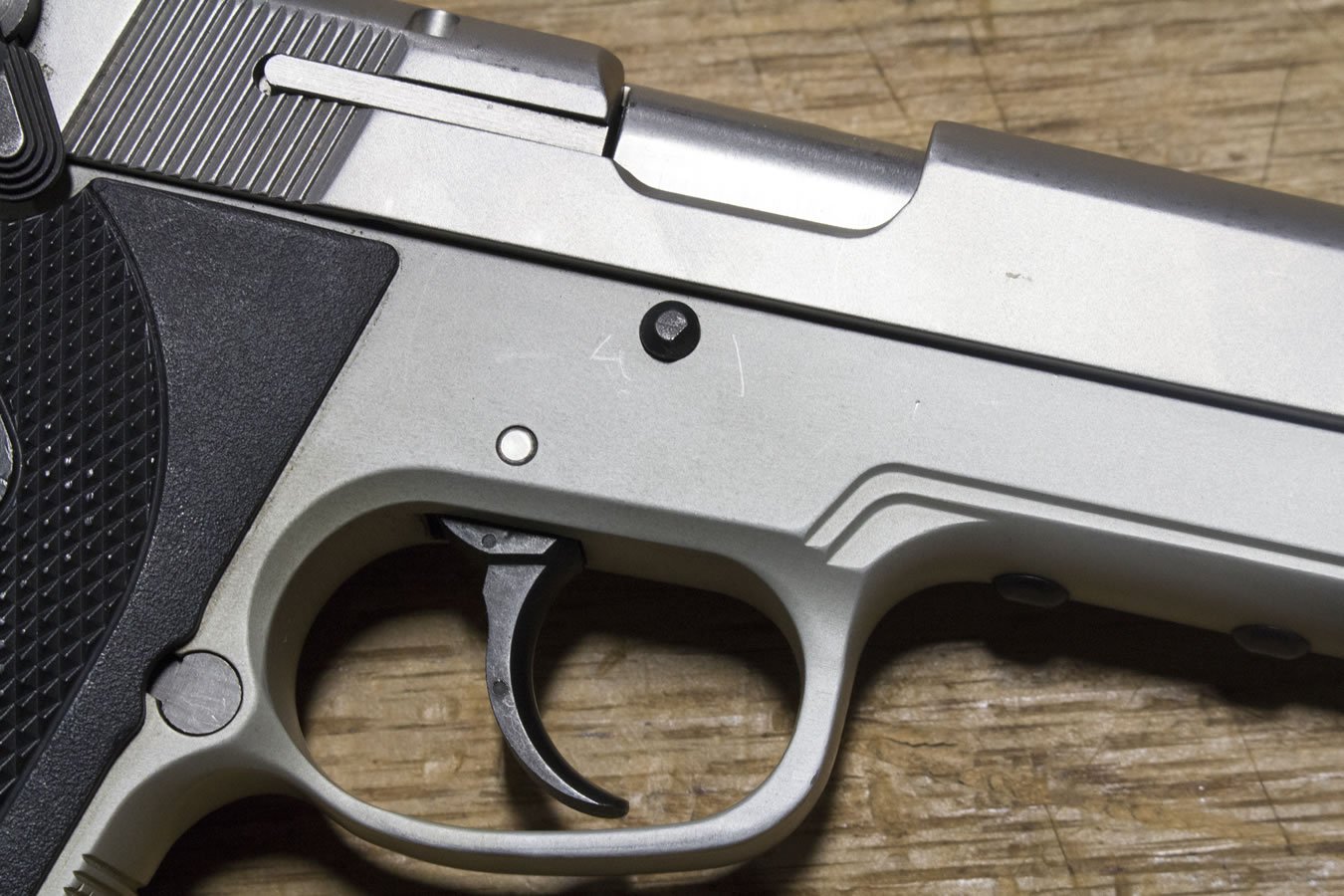 SMITH AND WESSON 3913TSW 9mm Police Trade-ins (Good Condition)
