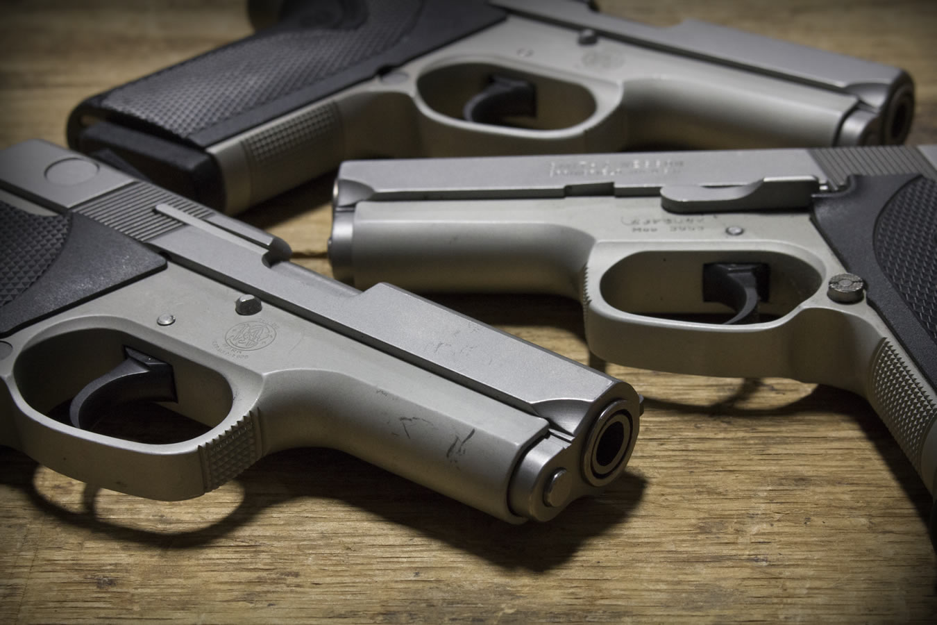 SMITH AND WESSON Model 3953 9mm Police Trade-ins (Good Condition)