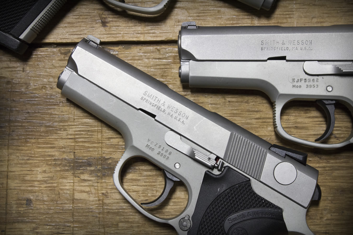 SMITH AND WESSON Model 3953 9mm Police Trade-ins (Good Condition)