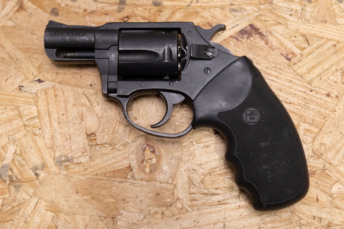 CHARTER ARMS Undercover 38 Special Police Trade-In Double-Action Revolver
