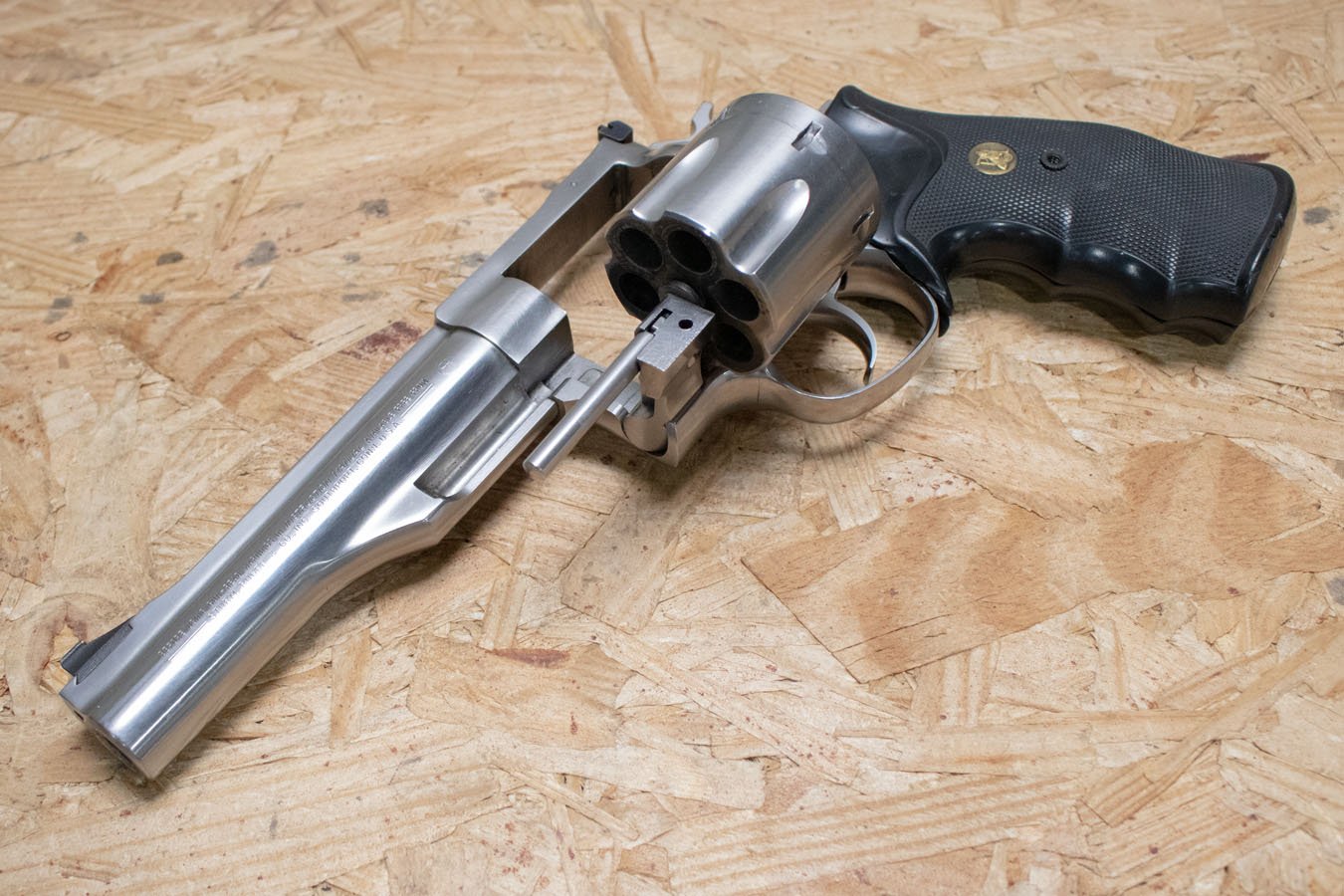 RUGER Redhawk 44Mag Double-Action Police Trade-In Revolver