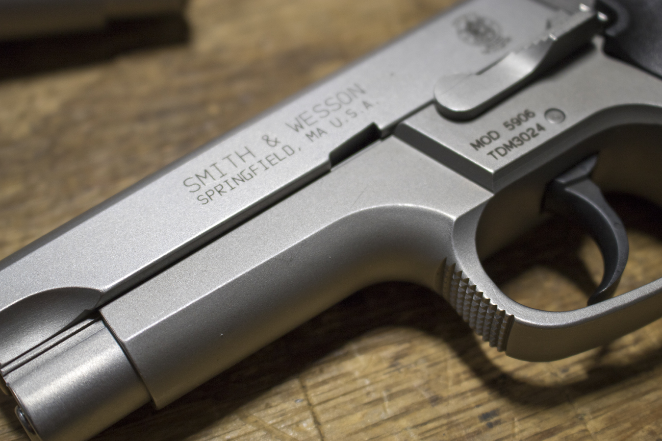 SMITH AND WESSON 5906 9mm Police Trade-ins (Very Good Condition)