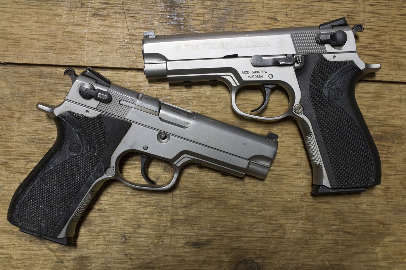 SMITH AND WESSON 5906TSW Tactical 9mm Police Trade-ins (Fair Condition)