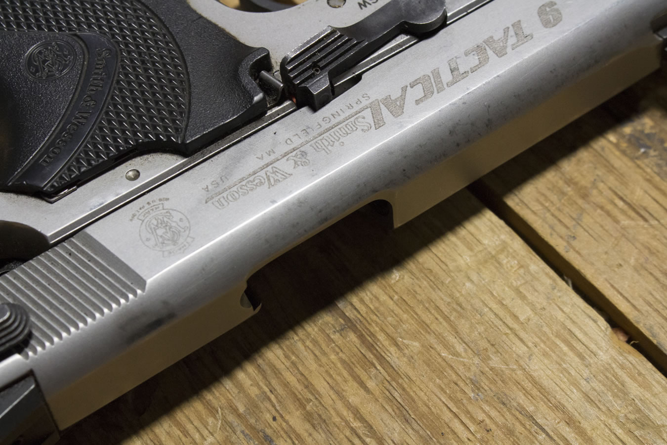 SMITH AND WESSON 5906TSW Tactical 9mm Police Trade-ins (Fair Condition)