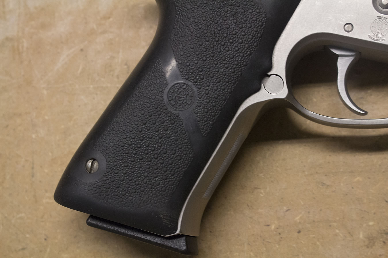 SMITH AND WESSON 5906 9mm Police Trade-ins (Good Condition)