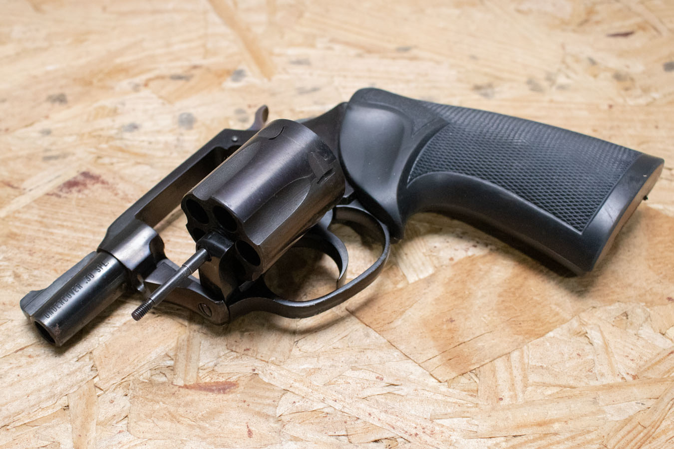 CHARTER ARMS Undercover 38 Special Police Trade-In Double-Action Revolver