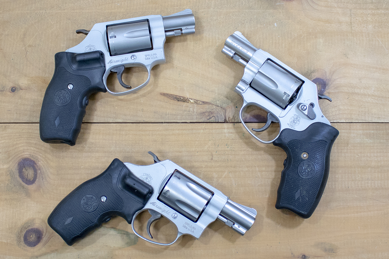 SMITH AND WESSON 637 38 Special Police Trade-in Revolvers with Crimson Trace Lasergrips (Good Condition)