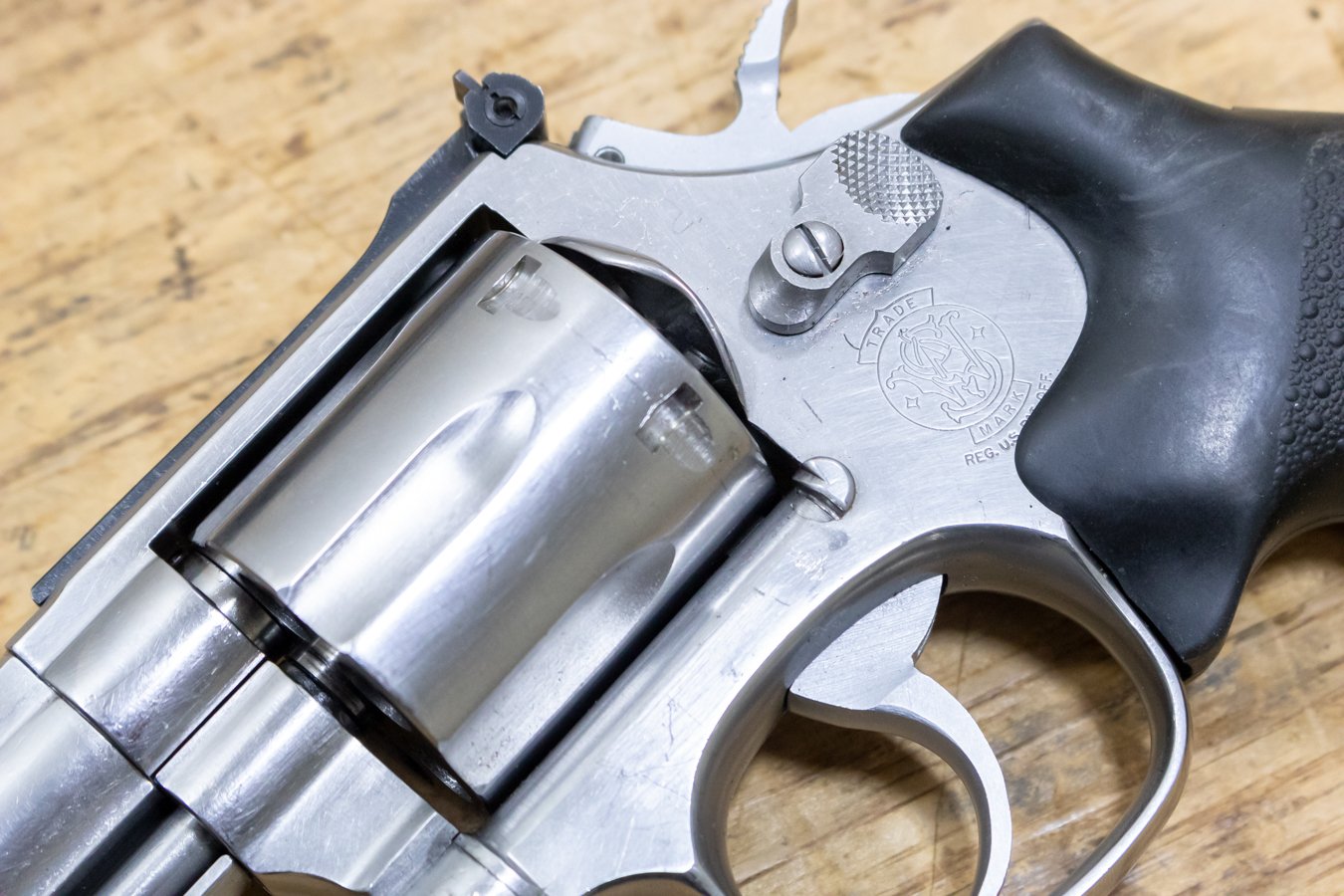 SMITH AND WESSON Model 686 357 Magnum Police Trade-In Revolvers