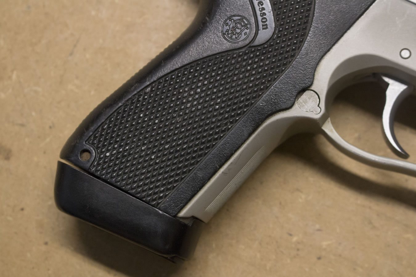 SMITH AND WESSON 6906 9mm Police Trade-ins (Fair Condition)