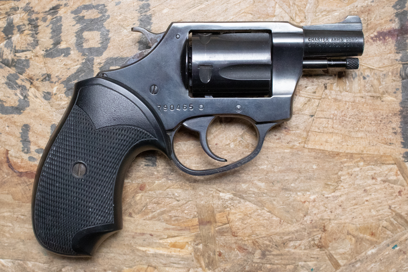 CHARTER ARMS Undercover 38 Special Police Trade-In Double-Action Revolver