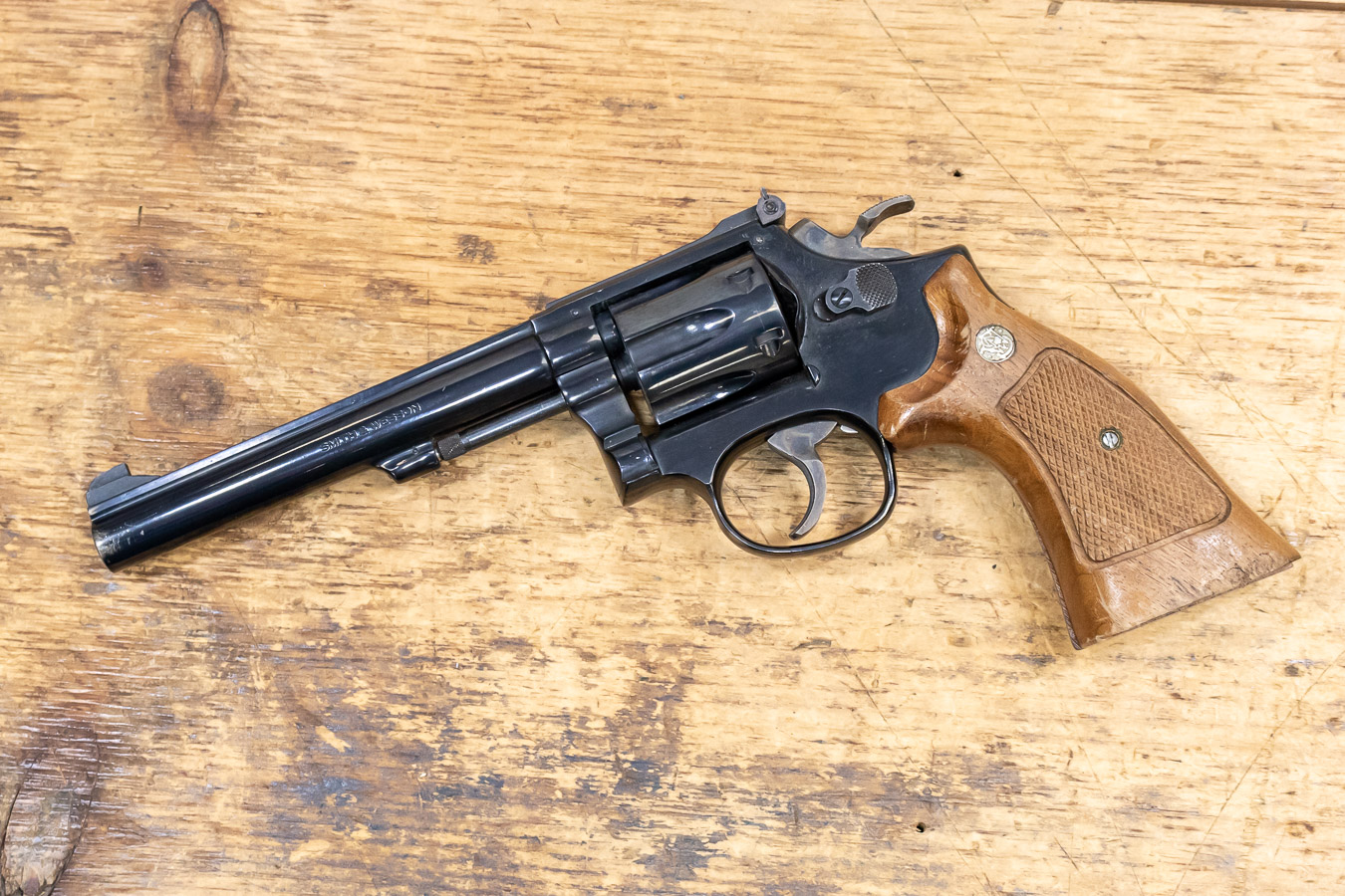 SMITH AND WESSON Model 17 22 LR Police Trade-in Revolver