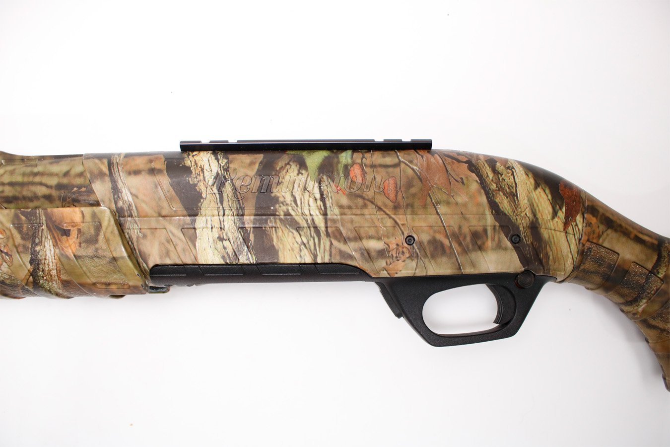 REMINGTON M887 Nitromag 12-Gauge Police Trade-in Pump Shotgun with Camo Finish