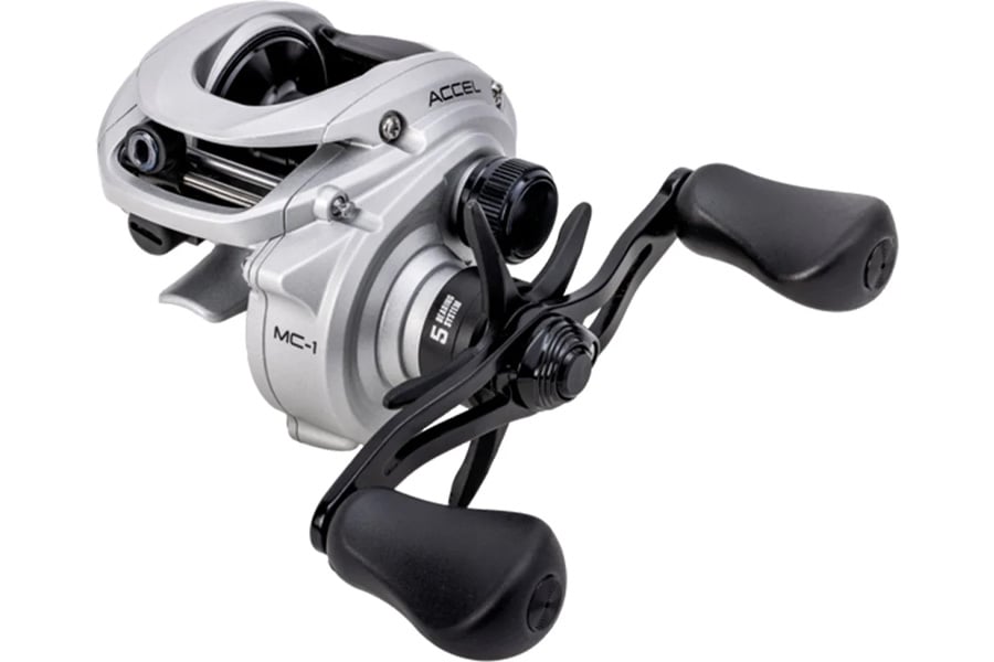 Lew's Accel Right Hand Baitcast Reel 