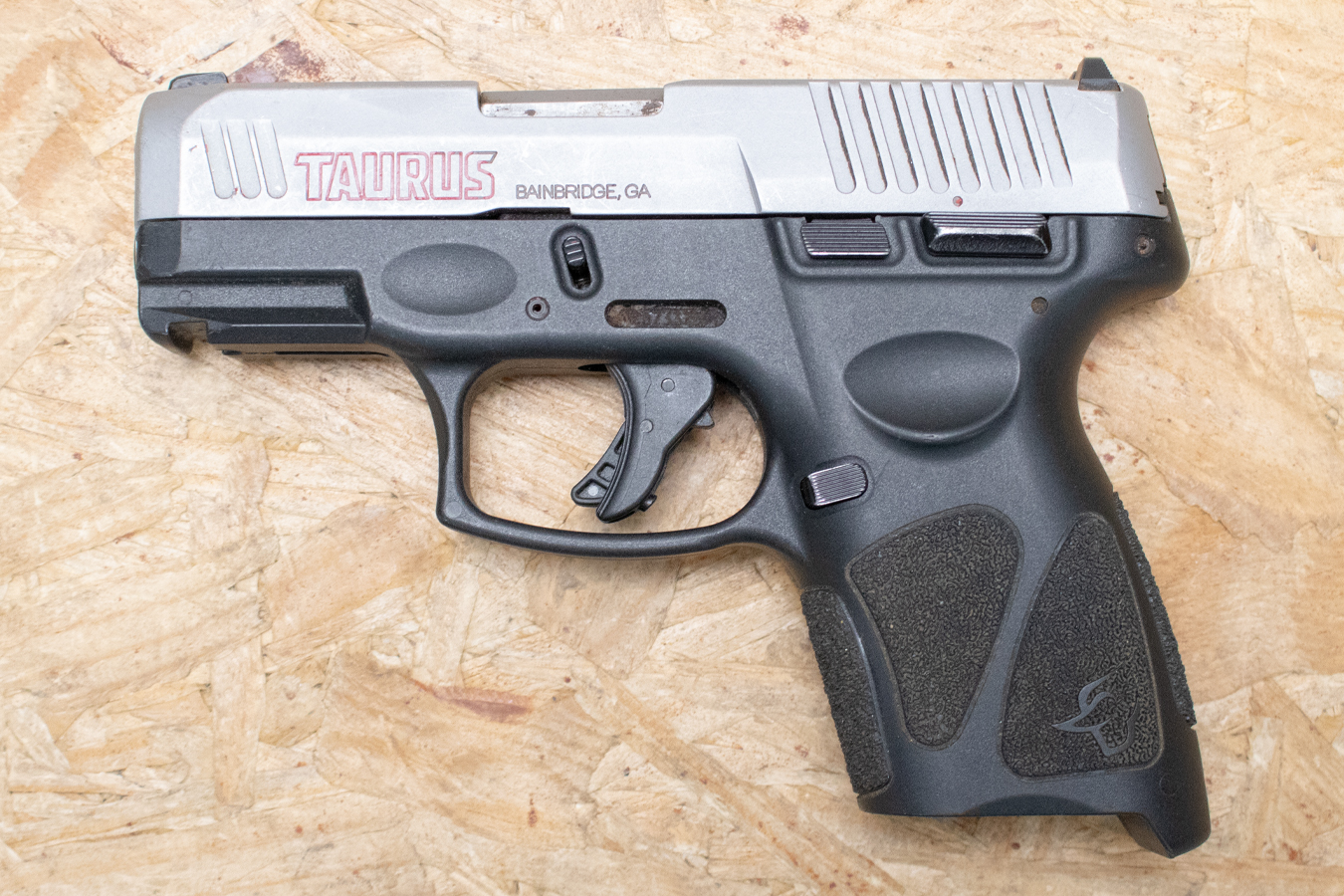 TAURUS G3C 9mm Police Trade-In Pistol with Two-Tone Finish (Magazine Not Included)