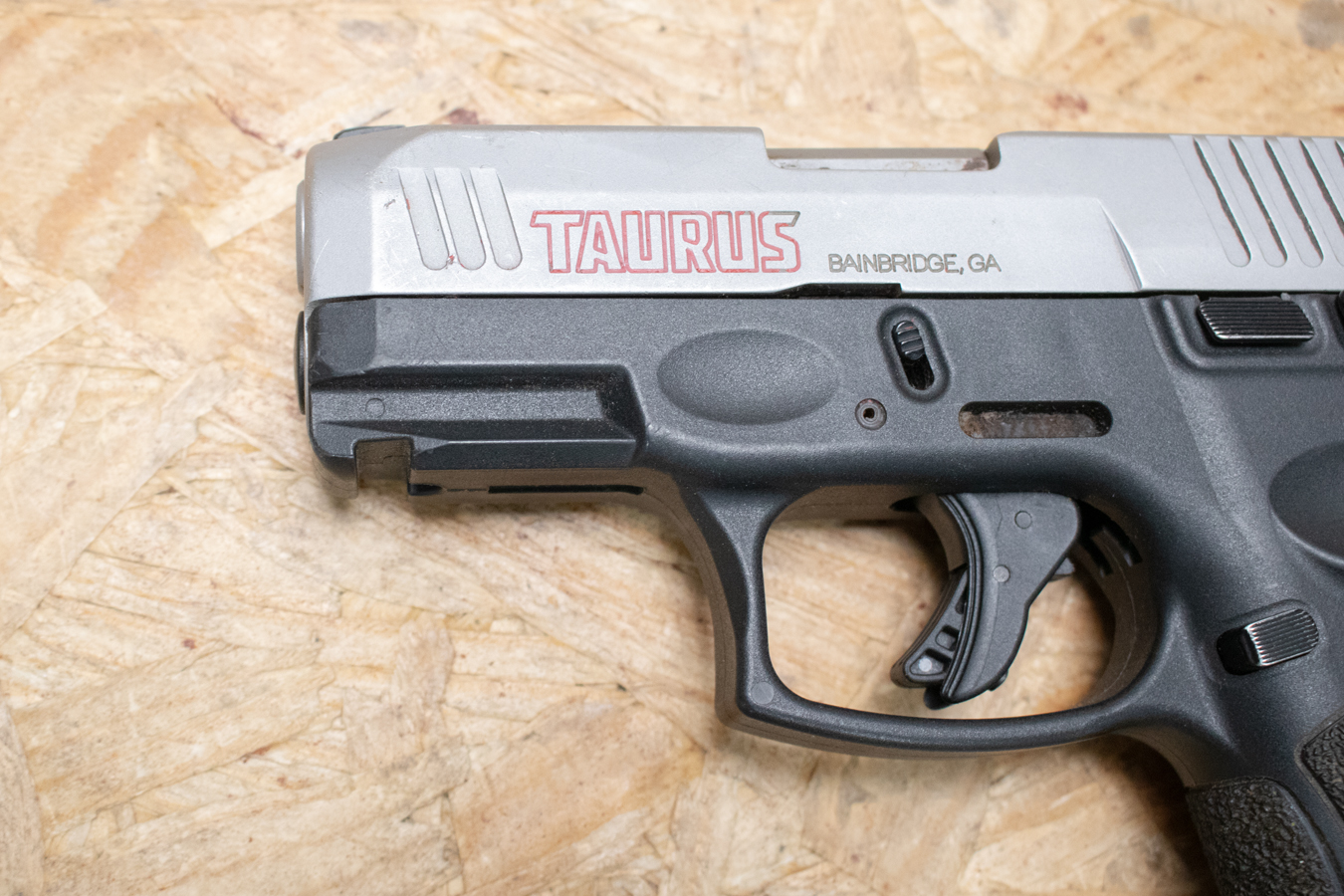 TAURUS G3C 9mm Police Trade-In Pistol with Two-Tone Finish (Magazine Not Included)