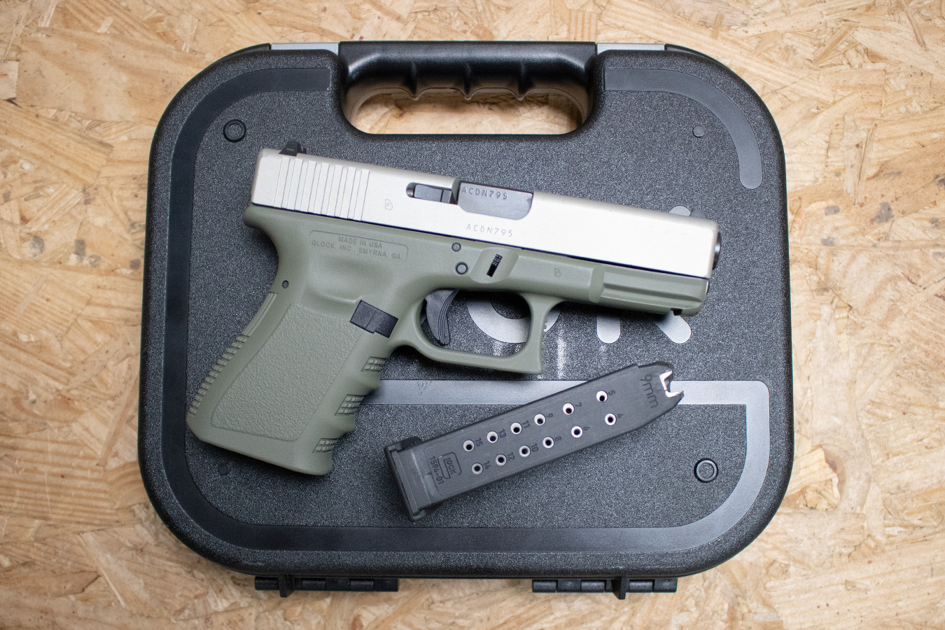 GLOCK 19 9mm Police Trade-In Pistol with OD Green Frame and Glock Case
