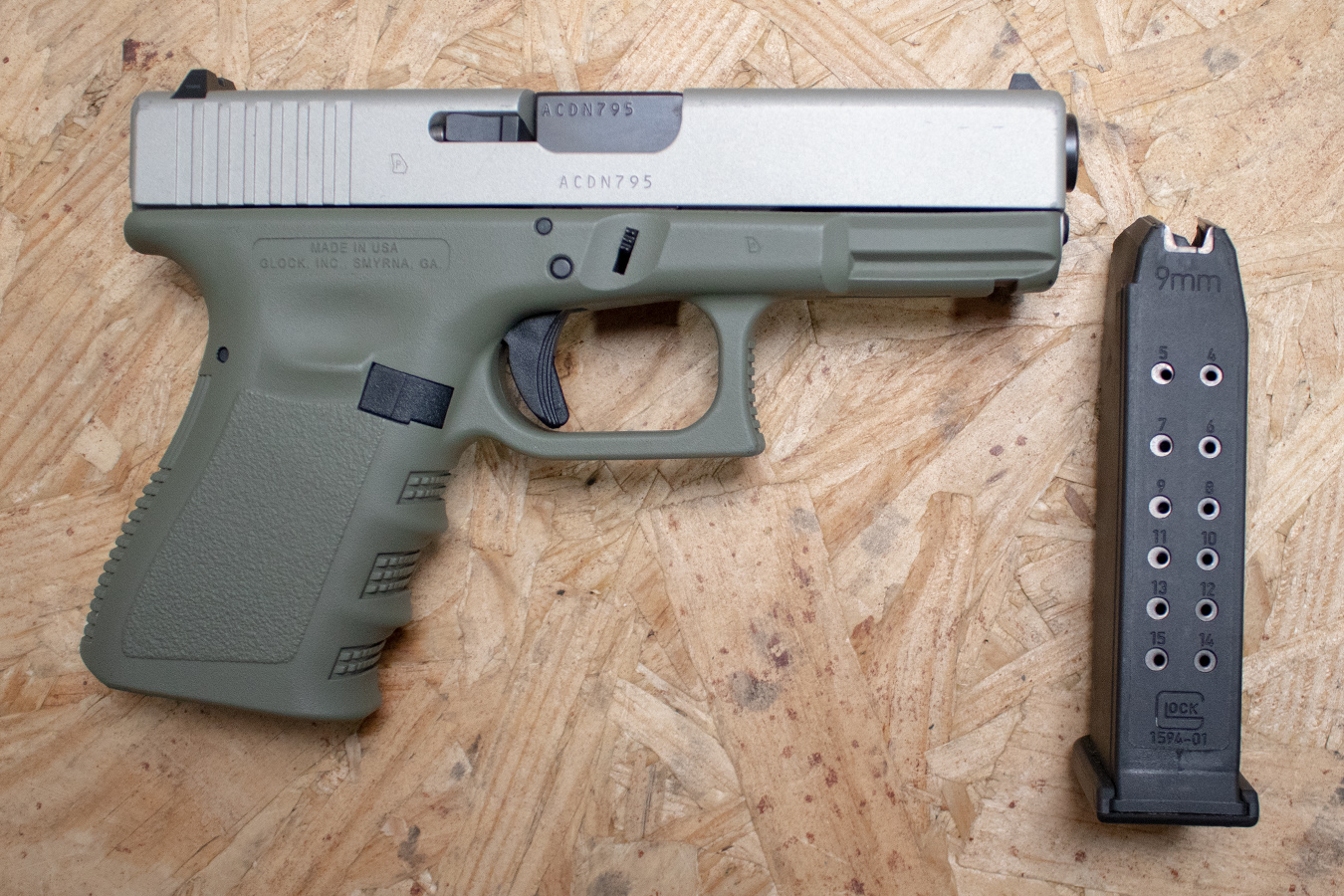 GLOCK 19 9mm Police Trade-In Pistol with OD Green Frame and Glock Case