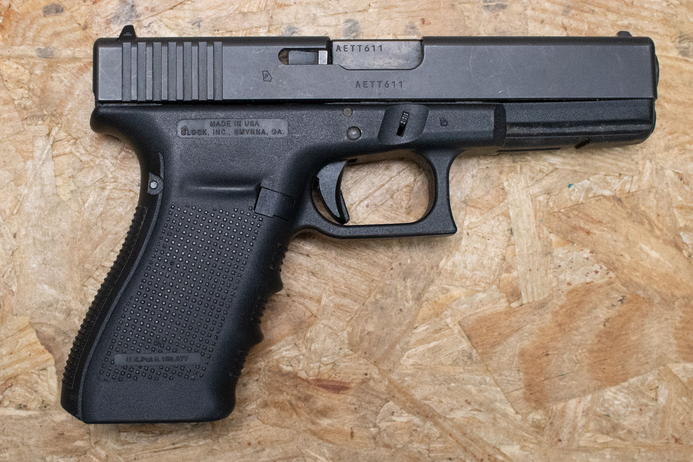 GLOCK 21 Gen4 45ACP Police Trade-In Pistol (Magazine Not Included)