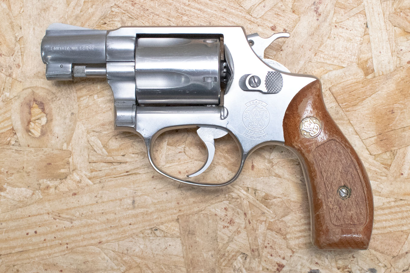 SMITH AND WESSON Model 60 No Dash 38 Special Police Trade-In Revolver Stainless