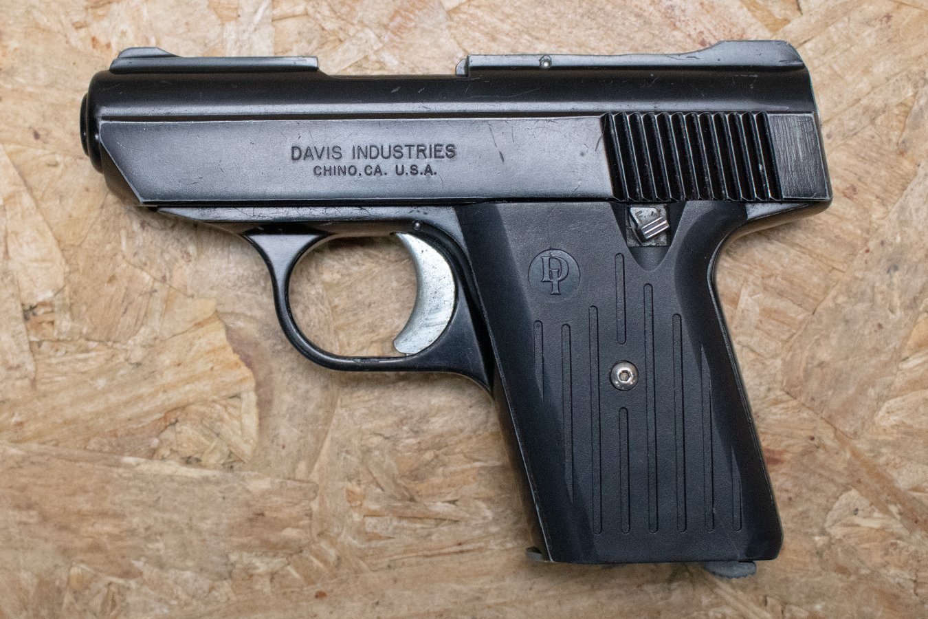 DAVIS P-380 .380ACP Police Trade-In Pistol