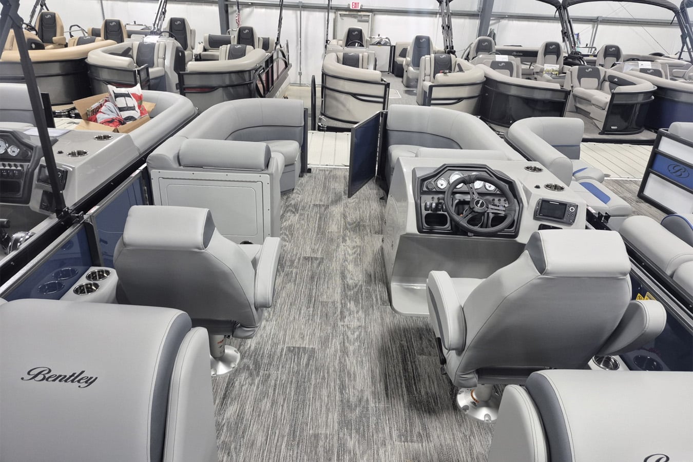 Bentley 2026 Legacy 223 Navigator with Mercury 150L Engine