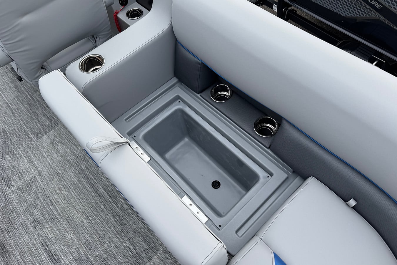 Bentley 2026 Legacy 200 Navigator with Mercury 90 ELPT CT 