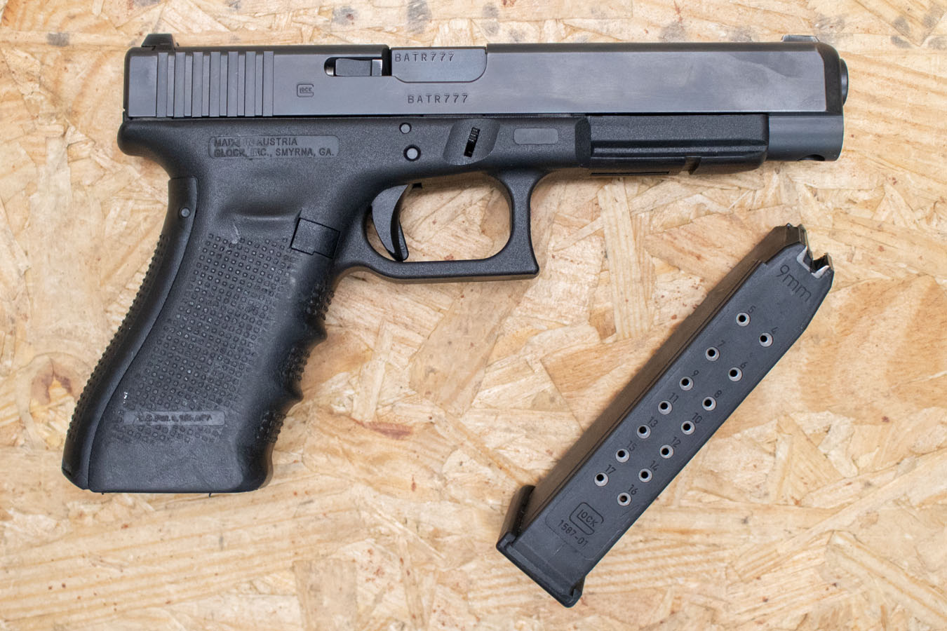 GLOCK 34 Gen4 9mm Police Trade-In Pistol with Window-Cut Slide, Case