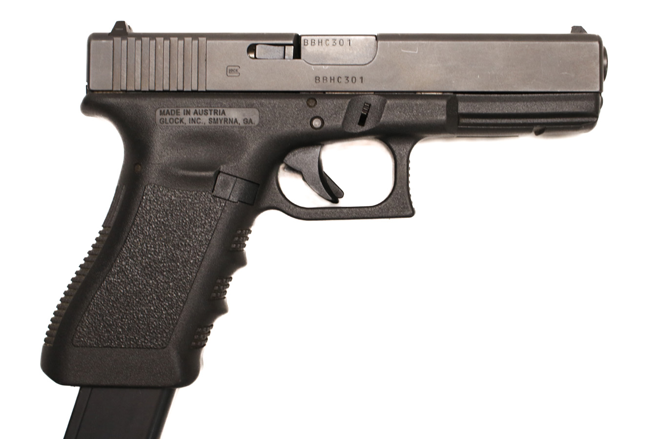 GLOCK 17 Gen 3 9mm Police Trade-In Pistol with Original Box and 31 Round Magazine