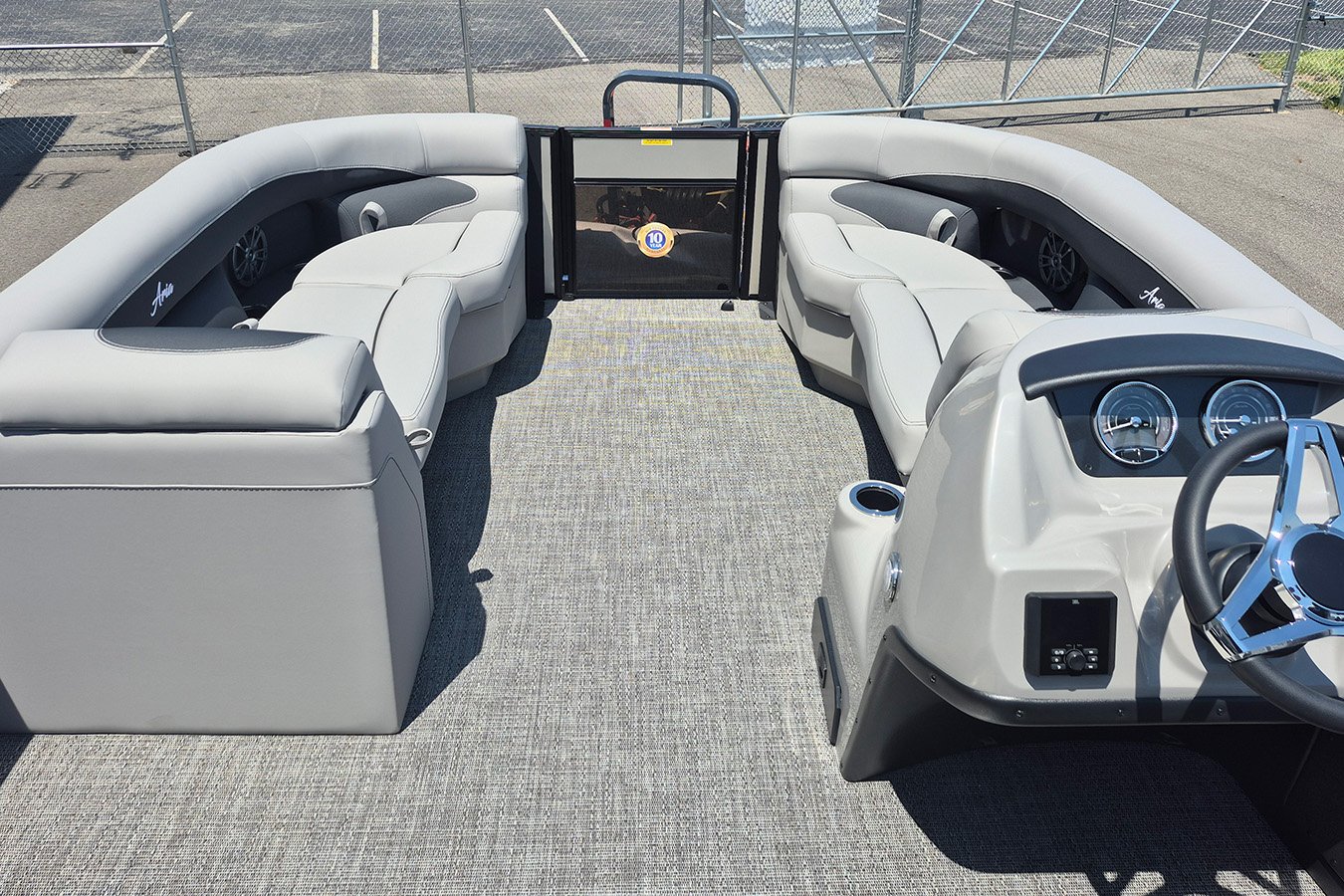 Barletta Aria Ultra Lounge A22UC with Mercury 150L