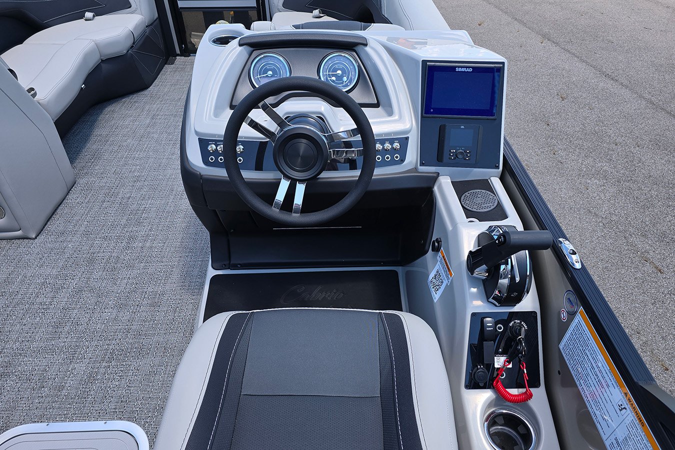 Barletta Cabrio 24UE Ultra Entertainer Pontoon with Mercury 250L 