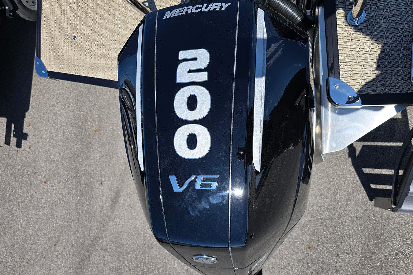 Barletta Cabrio 22UC with Mercury 200L Motor