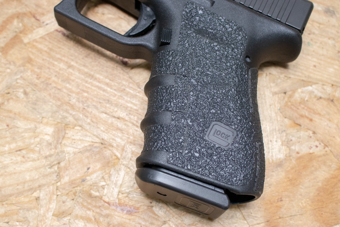 GLOCK 19 9mm Police Trade-In Pistol with Enhanced Grips, Slide Graphic